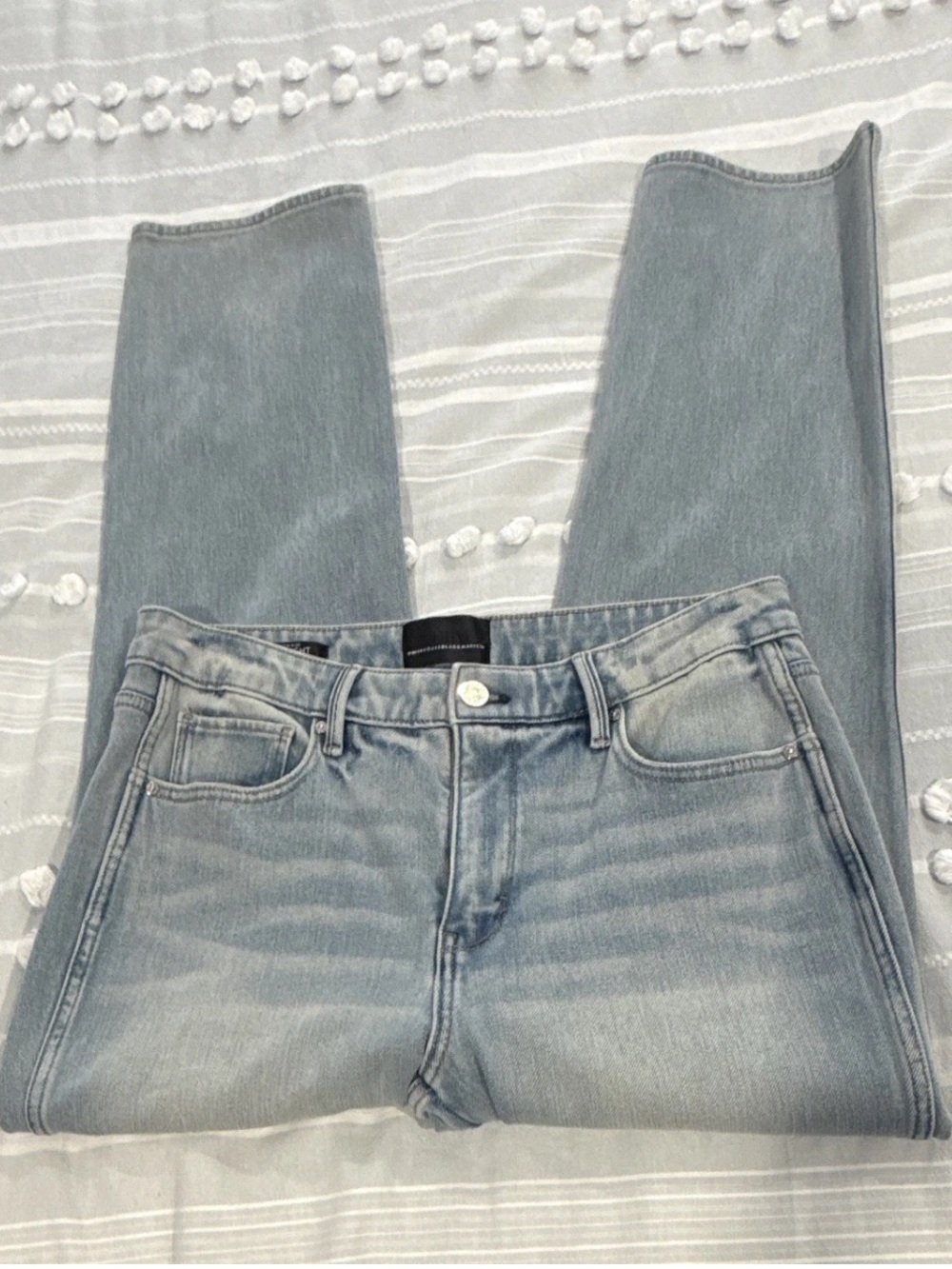 White House Black Market Women’s High Rise Straight Light Wash Jeans Size 8L